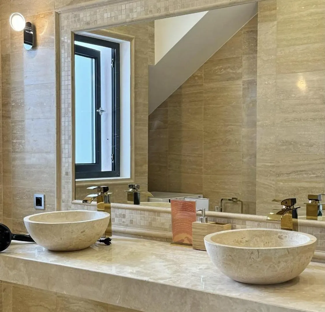 Welcs Villa De Lujo 177 Emp Con Piscina Privada Llanca