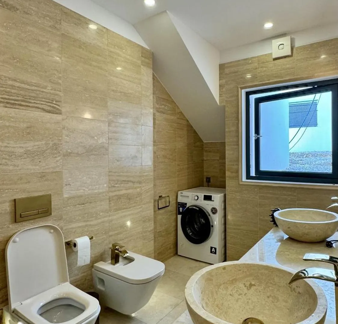 Welcs Villa De Lujo 177 Emp Con Piscina Privada Llanca