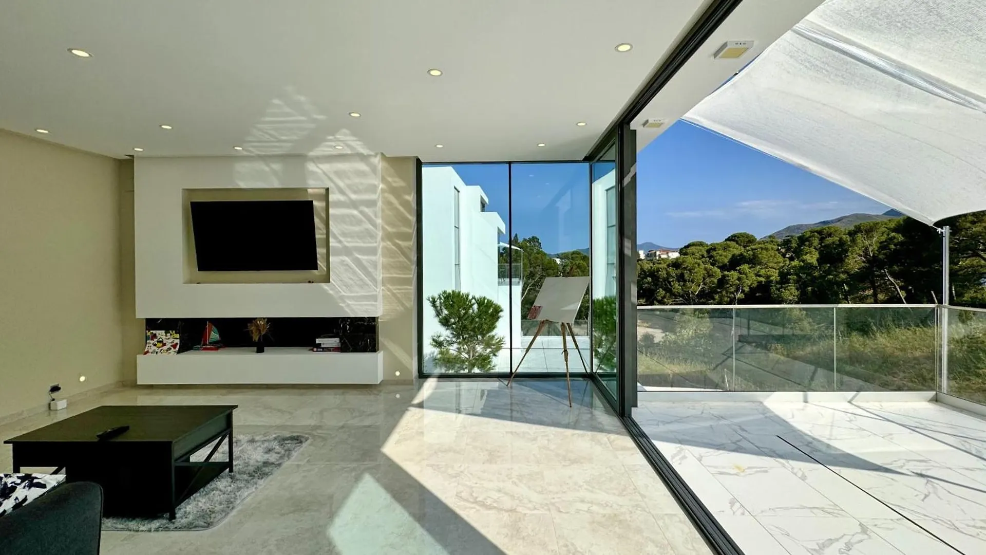 Welcs Villa De Lujo 177 Emp Con Piscina Privada Llanca Spain